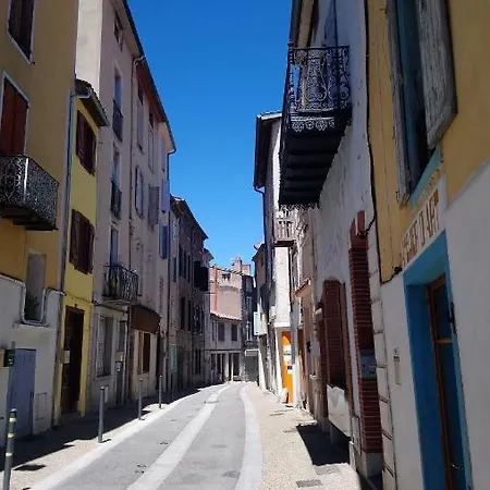 La Maison-Frite, Pour Un Sejour Insolite A Foix ! Exterior photo