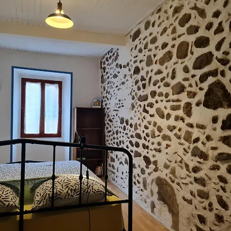 La Maison-Frite, Pour Un Sejour Insolite A Foix ! Exterior photo